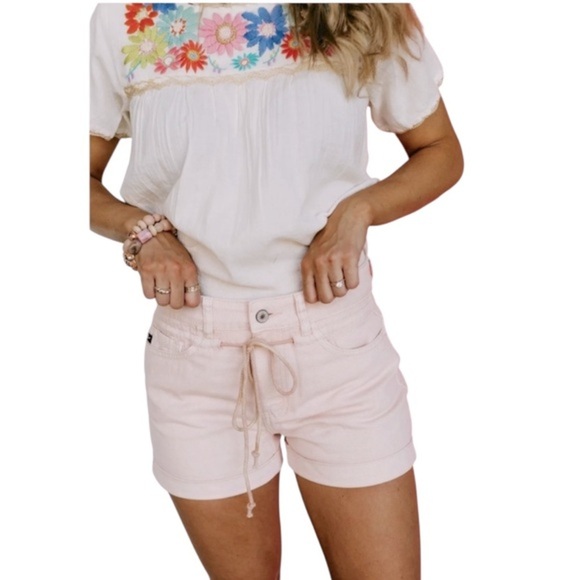 🌹NWOT/ KANCAN DRAWSTRING CUFFED SHORTS - Picture 1 of 6